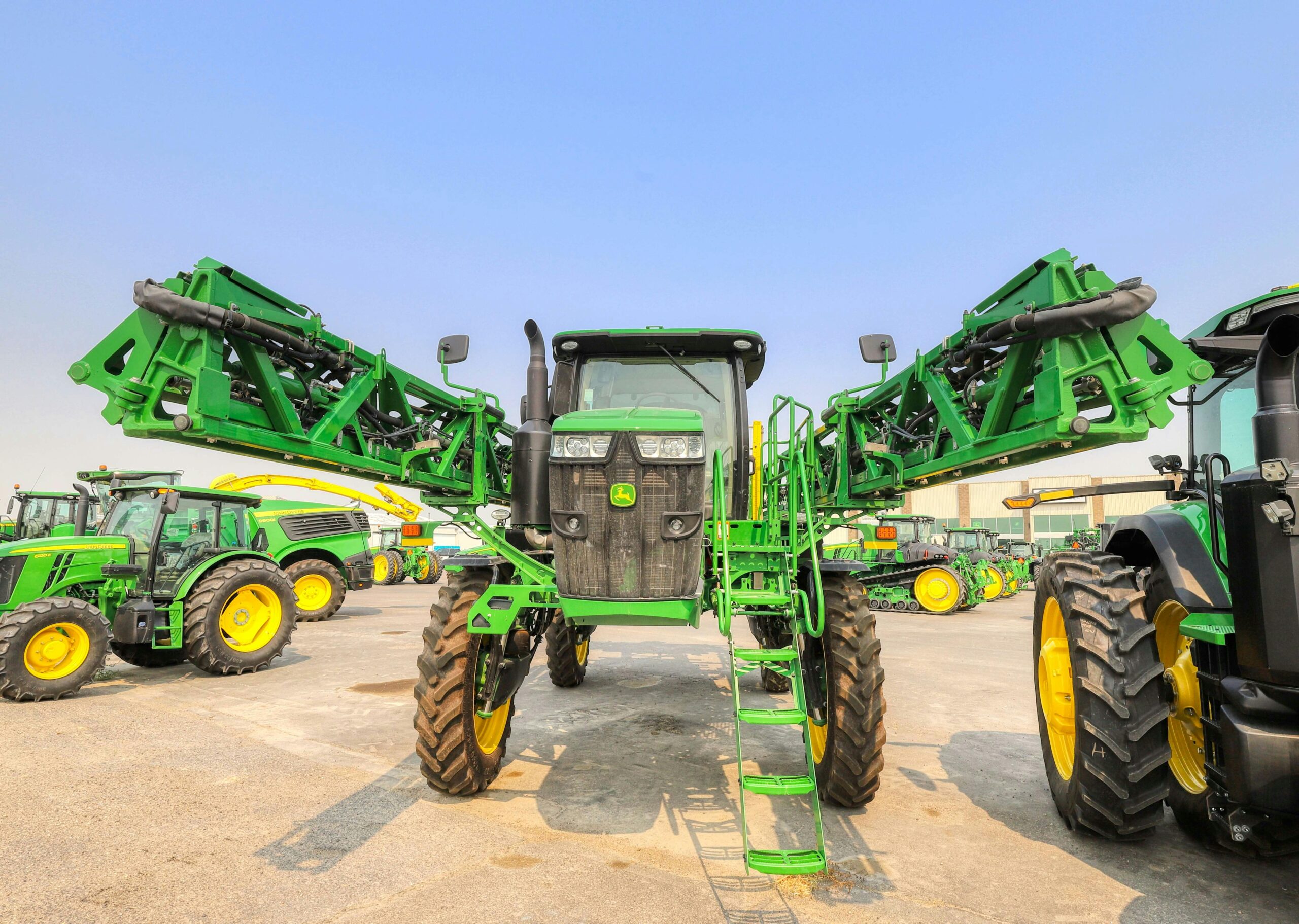 Read more about the article Top 5 Benefits of Using Modern Generators in Agriculture