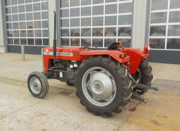 1983 Massey Ferguson 240 Mini Diesel Tractor 2WD