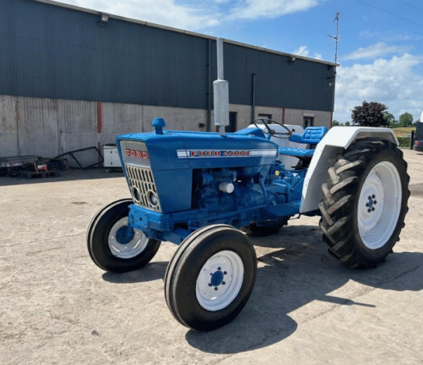 1986 Ford 4000 2×2 Tractor