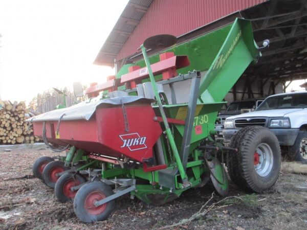 2004 Juko Ekengårds 4730 4 Row Potato Planting machine