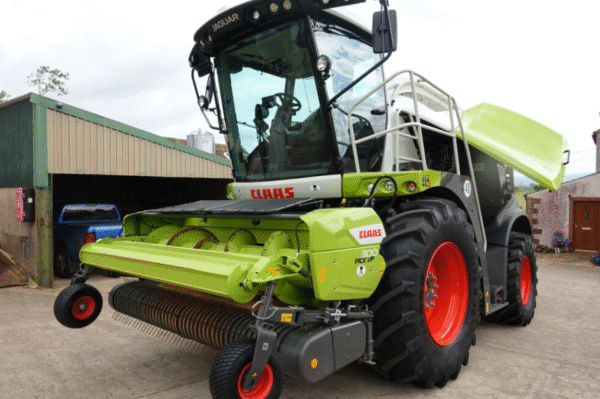 Claas Jaguar 950 Combine Harvester