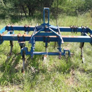 5 Tine Ripper / Chisel Plow