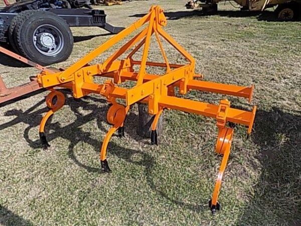 5 Tine Ripper/Chisel Plough