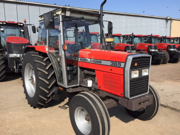Massey Ferguson 365 tractor